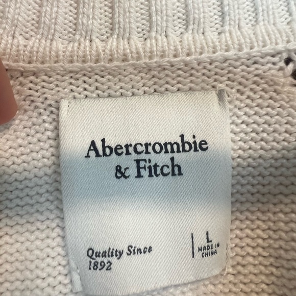 Abercrombie & Fitch Notch Neck Sweater - Picture 4 of 9